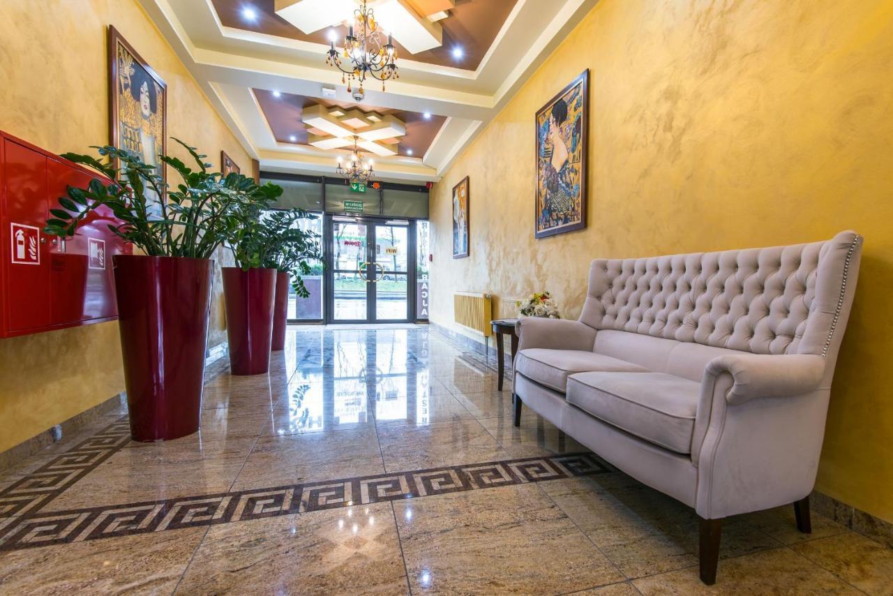 Hotel Poniatowski Radom Dış mekan fotoğraf